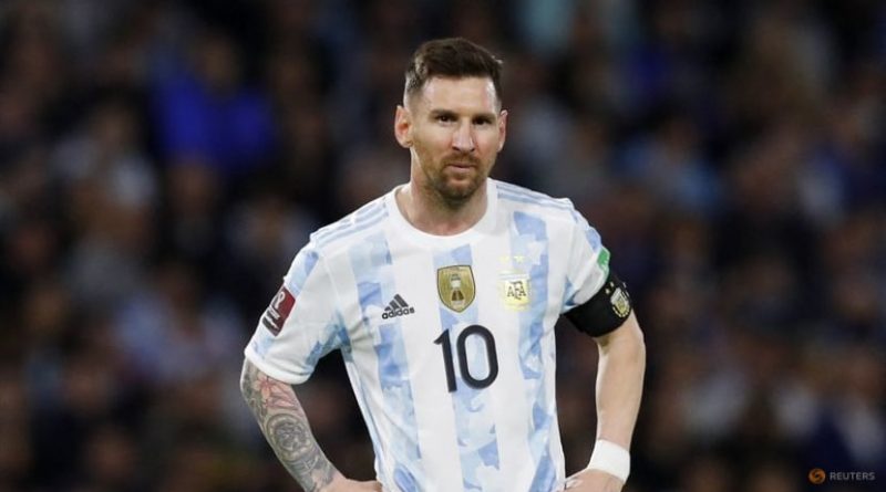 Argentina coach urges fans to enjoy Messi while they can